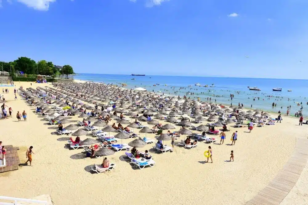 İstanbul Plaj Sezonu 2025