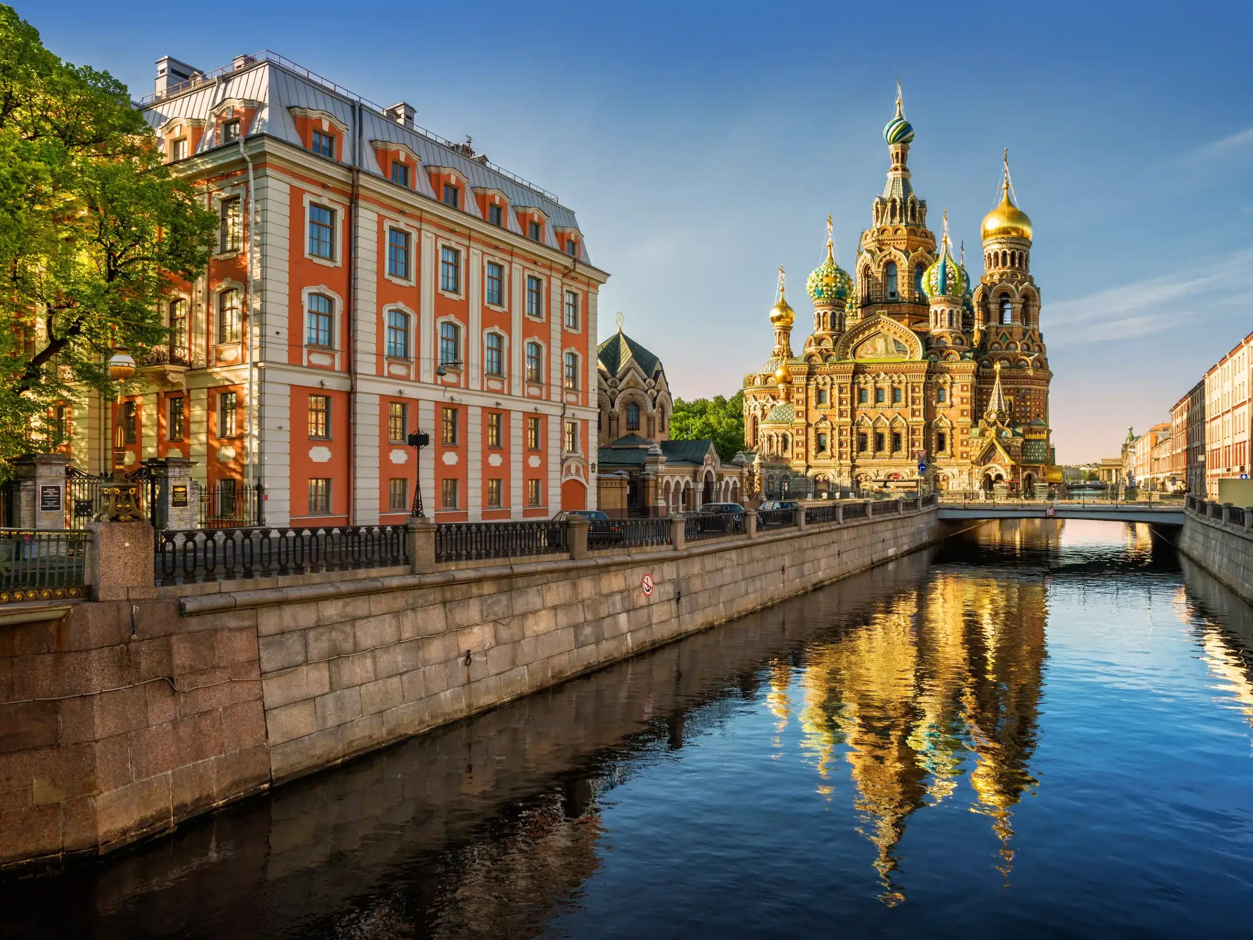 St. Petersburg Uçuşları